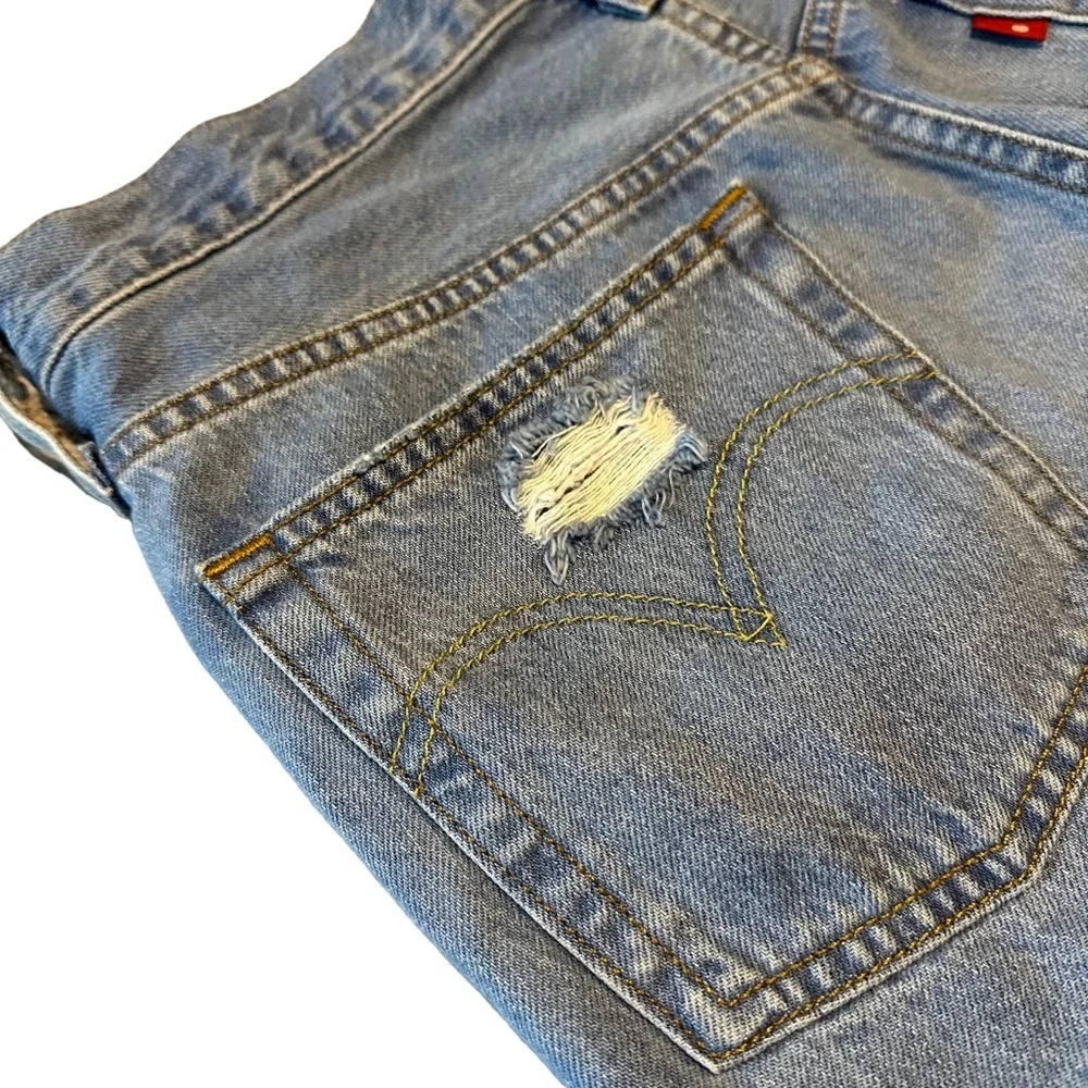 NEW Levi’s 501 High Rise Distressed Denim Shorts Sz 30 - Picture 8 of 16